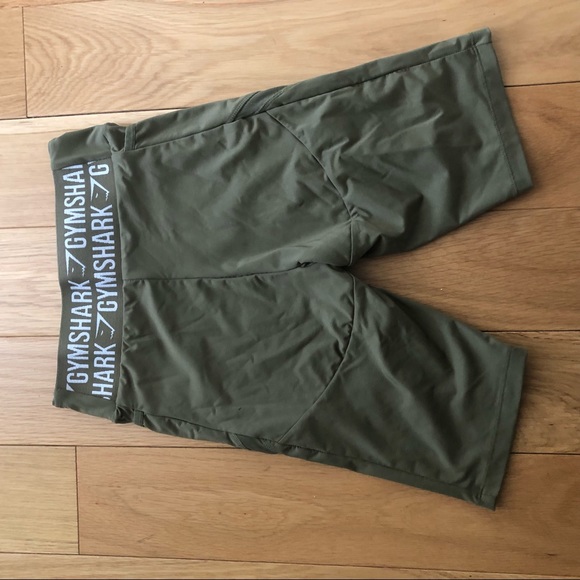 Gymshark Elevate Shorts Green Small - Picture 3 of 3